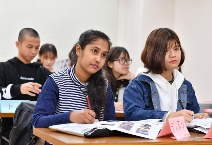 Du học sinh chưa phải lời giải tối ưu cho khủng hoảng đại học tại Nhật Bản.