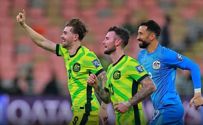 Vừa qua, Hàn Quốc đã đánh bại Séc với tỷ số 2-1, người hâm mộ châu Á đang rất kỳ vọng Australia sẽ đánh bại Thụy Sĩ và có sự khởi đầu thuận lợi ở World Cup năm nay.