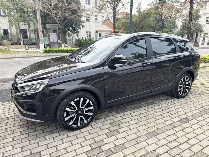 Vesta SW Cross là xe duy nhất trong danh sách sử dụng hộp số tự động. Ảnh: Lada