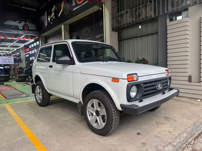 Mẫu SUV Lada Niva Legend từng xuất hiện tại Việt Nam. Ảnh: Vinh Nguyen