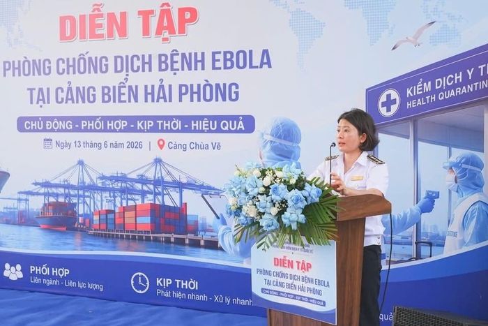 Bà Vũ Thị Châu, Chủ tịch Hội đồng quản lý, Giám đốc Trung tâm Kiểm dịch y tế quốc tế Hải Phòng phát biểu khai mạc diễn tập.