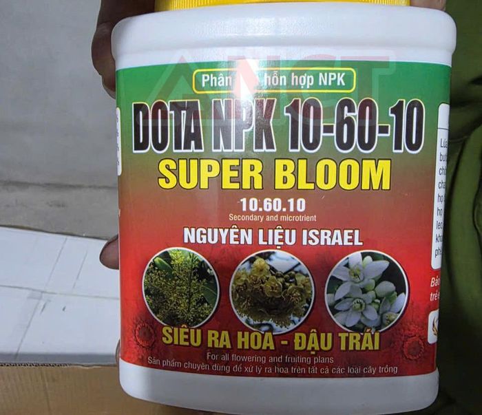 Loại phân bón giả cơ quan chức năng thu giữ được. Ảnh: Công an TP Cần Thơ