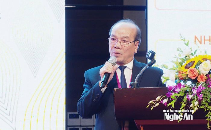 GS.TS Võ Tam – Phó Chủ tịch Hội Thấp khớp học Việt Nam, Chủ tịch Hội Thấp khớp học Thành phố Huế, Trưởng Ban Tổ chức Hội nghị. Ảnh TL