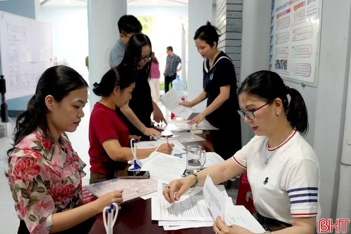 Quỹ đầu tư phát triển Hà Tĩnh đã tiếp nhận 1.800 bộ hồ sơ đề xuất mua nhà tại dự án nhà ở xã hội giai đoạn II phường Thành Sen.