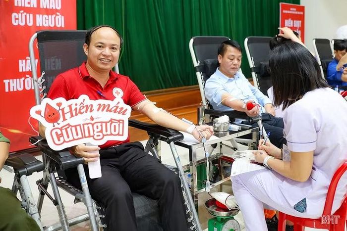 Có những người vẫn đang hiến máu vì phong trào nhưng ngày càng nhiều người hiến máu vì nhận thức.