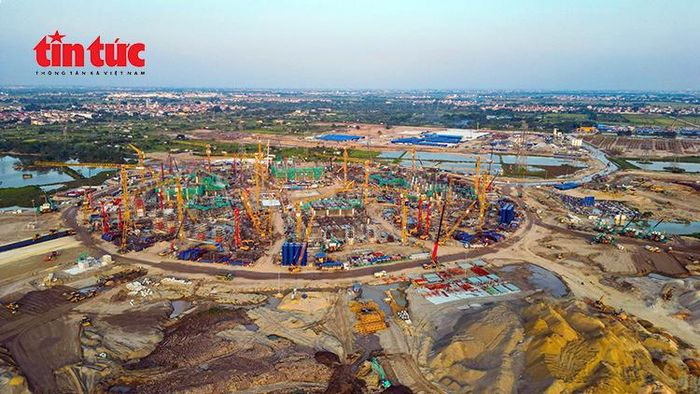 Toàn cảnh công trường Khu đô thị thể thao quốc tế Hà Nội tại khu vực phía Nam Thủ đô, nơi nhiều hạng mục đang được thi công đồng loạt.