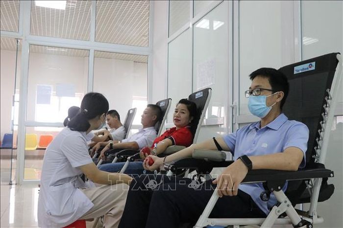 Những giọt máu hiếm được trao đi mỗi ngày không chỉ góp phần cứu sống người bệnh mà còn lan tỏa tinh thần nhân ái, trách nhiệm với cộng đồng.
