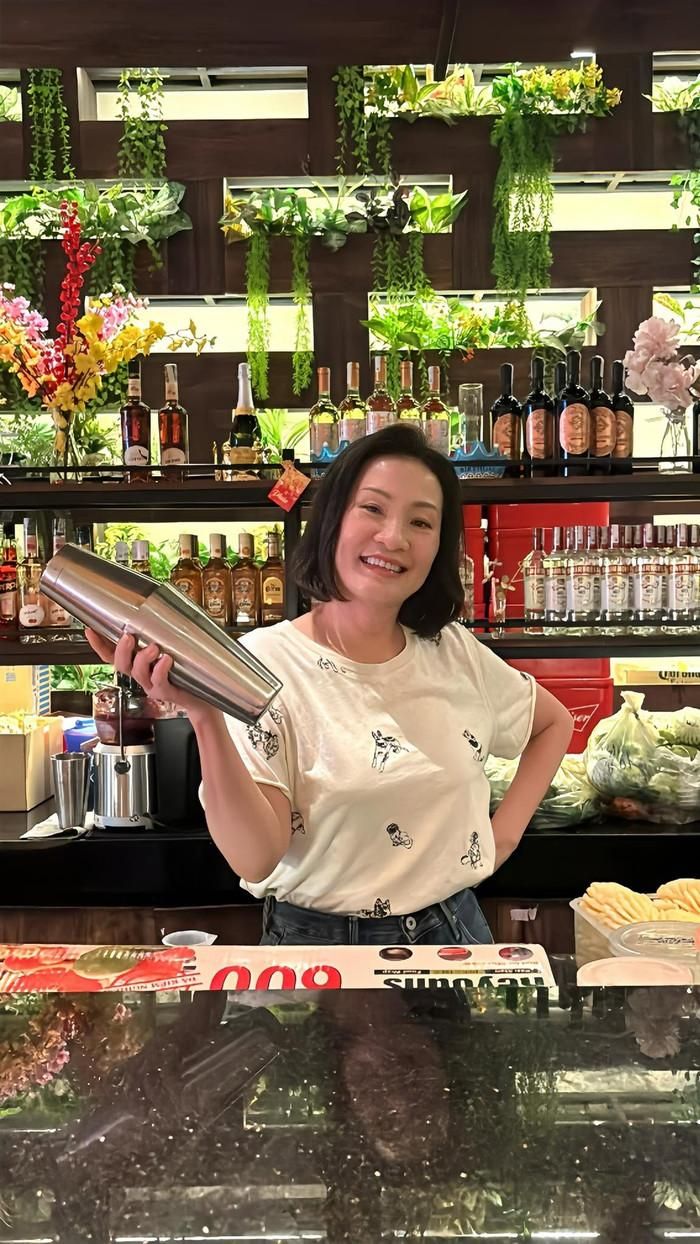 Hồng Đào vẫn duy trì sức hút sau nhiều năm hoạt động nghệ thuật.