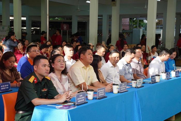 Hội LHPN phường Hòa Hưng tổ chức Ngày hội “Phụ nữ khởi nghiệp, kết nối phát triển kinh tế và hành động vì môi trường xanh”.
