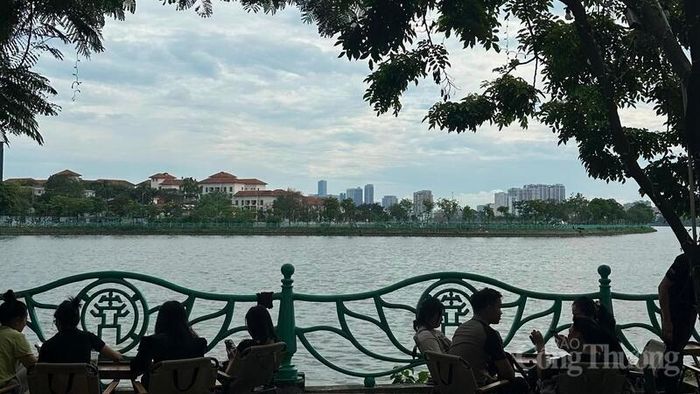 Hà Nội đề xuất cải tạo đồng bộ hạ tầng, cảnh quan khu vực hồ Tây. Ảnh: Minh Thùy