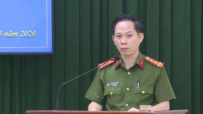 Đại tá Trịnh Văn Giang, Phó Giám đốc Công an tỉnh phát biểu khai mạc lớp bồi dưỡng nghiệp vụ.