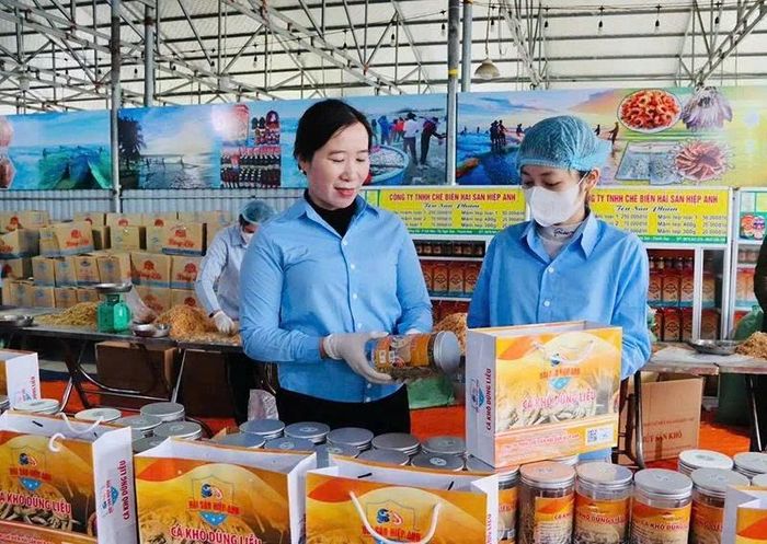 Sản phẩm cá khô Dũng Liễu của Công ty TNHH Chế biến hải sản Hiệp Anh do chị Lê Thị Liễu làm chủ được chứng nhận OCOP 3 sao.
