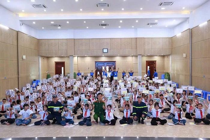 Một lớp học kỹ năng sống tại Trung tâm Thanh thiếu nhi tỉnh Thanh Hóa (phường Sầm Sơn).