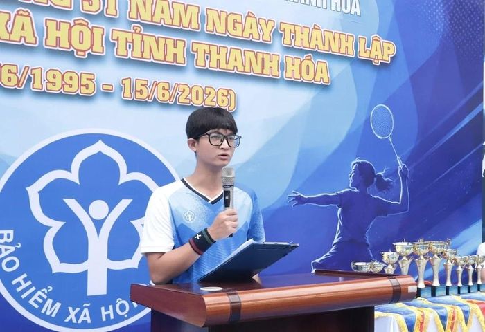 Vận động viên đọc lời tuyên thệ.