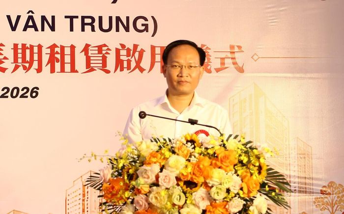  Đồng chí Phạm Văn Thịnh, Ủy viên Ban Thường vụ Tỉnh ủy, Phó Chủ tịch UBND tỉnh phát biểu tại lễ khánh thành. 