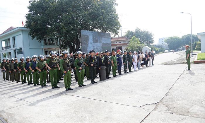  Các lực lượng tham gia diễn tập tình huống A2. 