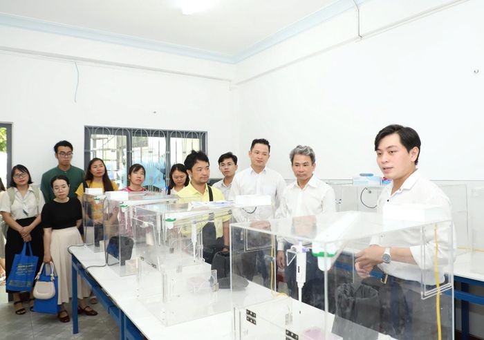 Trường Đại học Sư phạm, Đại học Đà Nẵng, đầu tư hệ thống phòng nghiên cứu, thí nghiệm. Ảnh: NGỌC HÀ