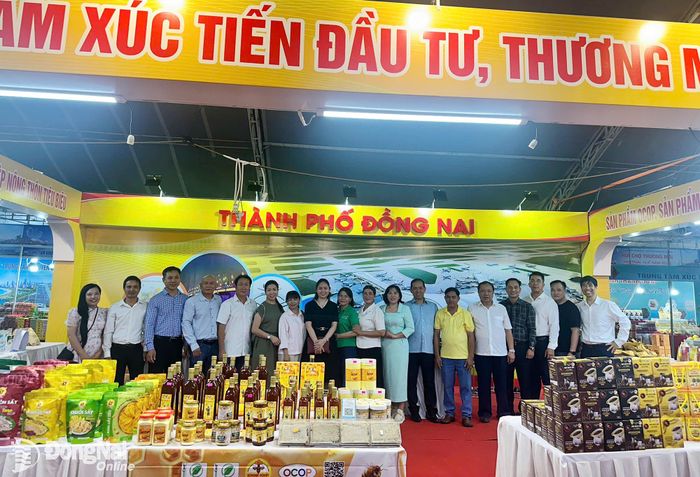 Tại hội chợ lần này, gian hàng của thành phố Đồng Nai có khoảng 20 doanh nghiệp địa phương tham gia quảng bá, kết nối giao thương. Ảnh: CTV