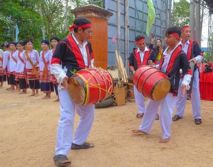 Trống kơ toang - nhạc cụ đặc trưng của đồng bào Chăm H’roi sẽ được trình diễn góp phần giới thiệu sắc màu văn hóa tại Ngày hội. Ảnh: Ngọc Nhuận