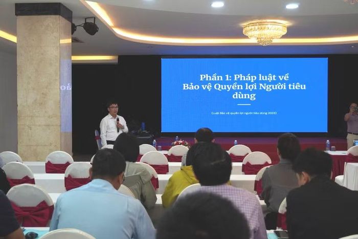 Quang cảnh hội nghị tập huấn. Ảnh: Sơn Ca