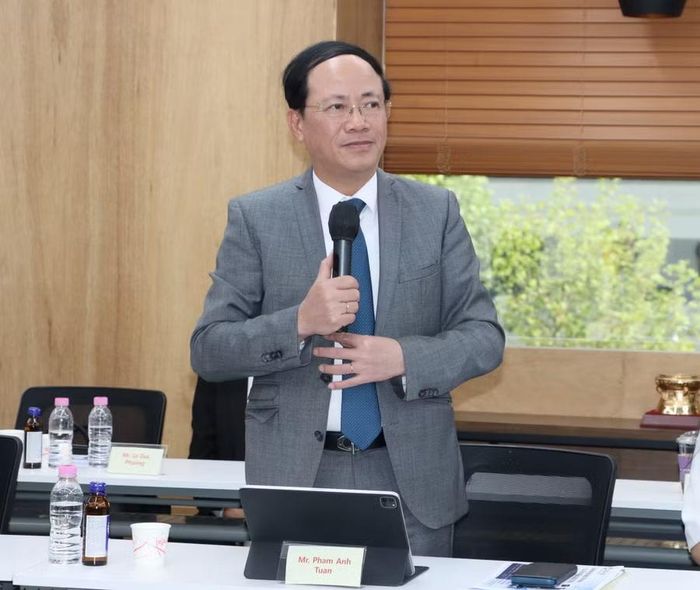  Chủ tịch UBND tỉnh Phạm Anh Tuấn phát biểu tại buổi làm việc. Ảnh: Đức Hải 
