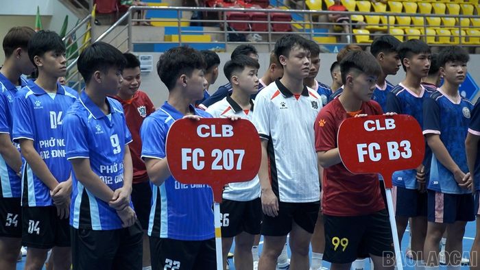Giải vô địch Futsal tỉnh Lào Cai năm 2026 thu hút 11 đội bóng với 141 vận động viên tham gia.