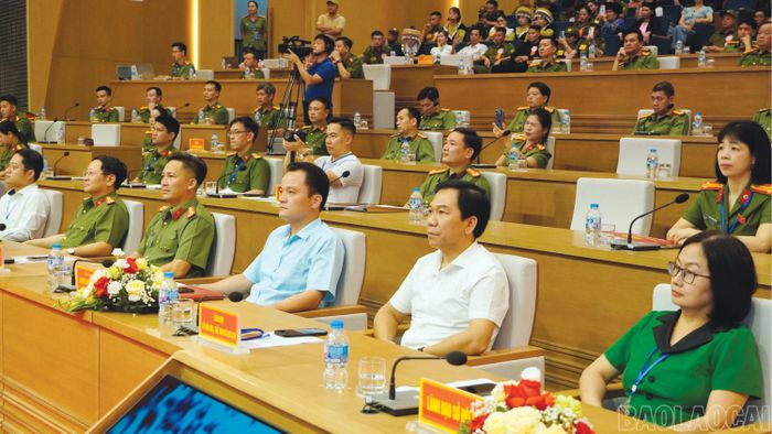 Các đại biểu tham dự hội thi.