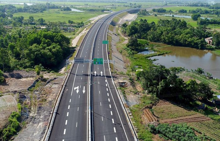Cao tốc đang gặp vướng mắc về vấn đề giải phóng mặt bằng. Ảnh minh họa