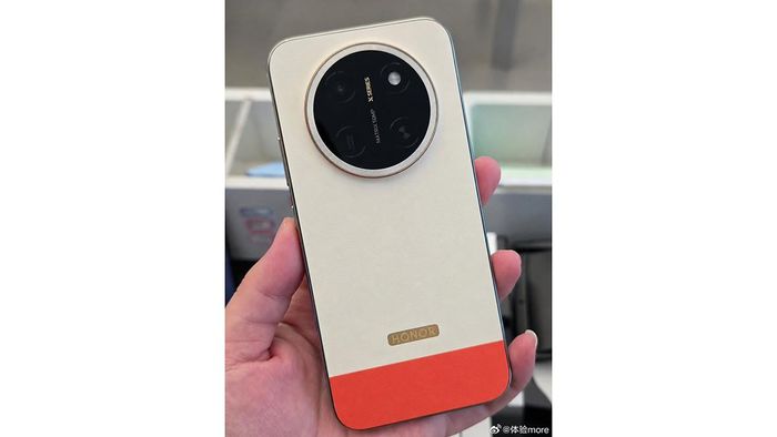 HONOR X80 Pro Max có cụm camera hình tròn khá lớn ở mặt sau