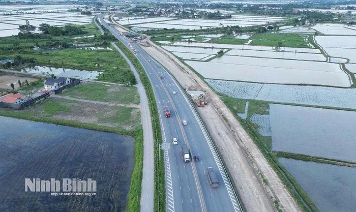 Triển khai thi công Dự án mở rộng đường bộ cao tốc Bắc - Nam phía Đông đoạn Cao Bồ - Mai Sơn.