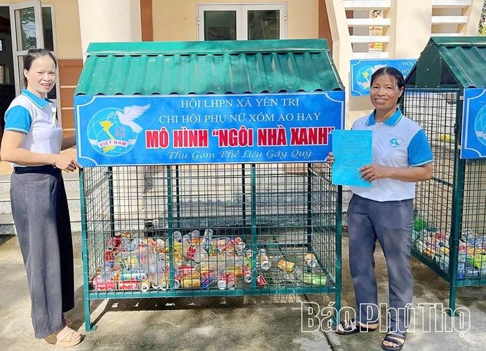 Mô hình “Ngôi nhà xanh” của Chi hội phụ nữ xóm Ao Hay thuộc Hội LHPN xã Yên Trị, thu hút nhiều hội viên tham gia.