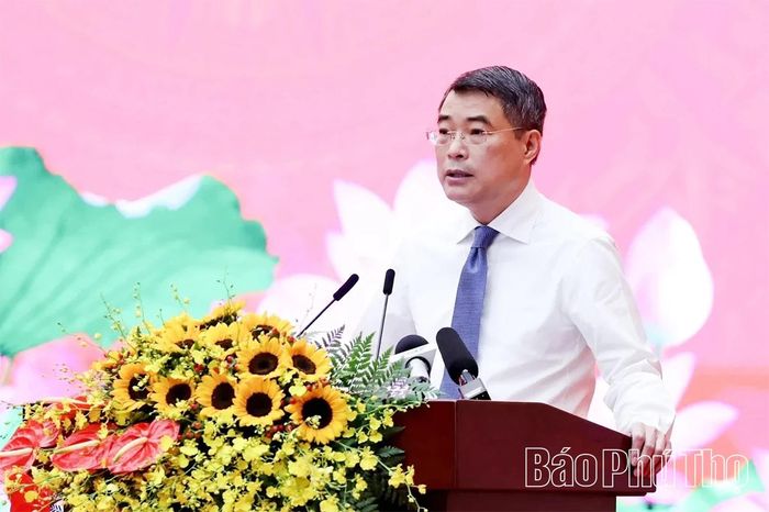Thủ tướng Chính phủ Lê Minh Hưng phát động Phong trào thi đua “Quyết tâm thực hiện thắng lợi mục tiêu tăng trưởng bền vững 2 con số giai đoạn 2026-2030” tại Thành phố Hồ Chí Minh.
