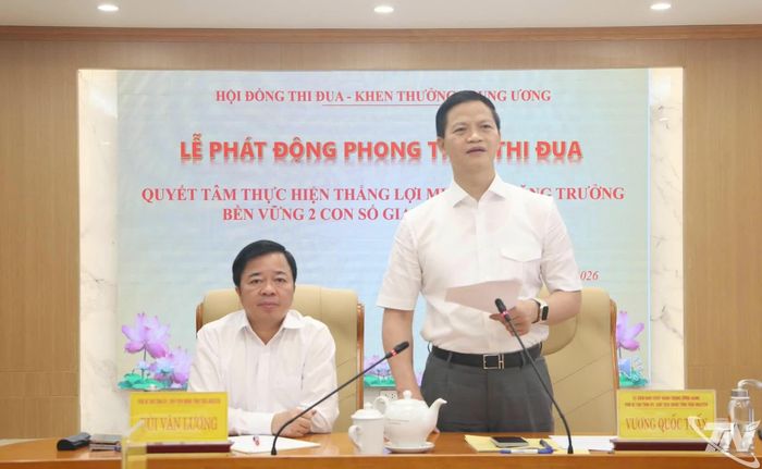 Đồng chí Chủ tịch UBND tỉnh Thái Nguyên Vương Quốc Tuấn phát biểu.