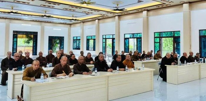 Chư tôn đức tham dự