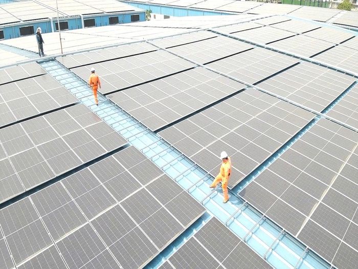EVNNPC đặt kế hoạch phát triển 680MW điện mặt trời mái nhà trong năm 2026.