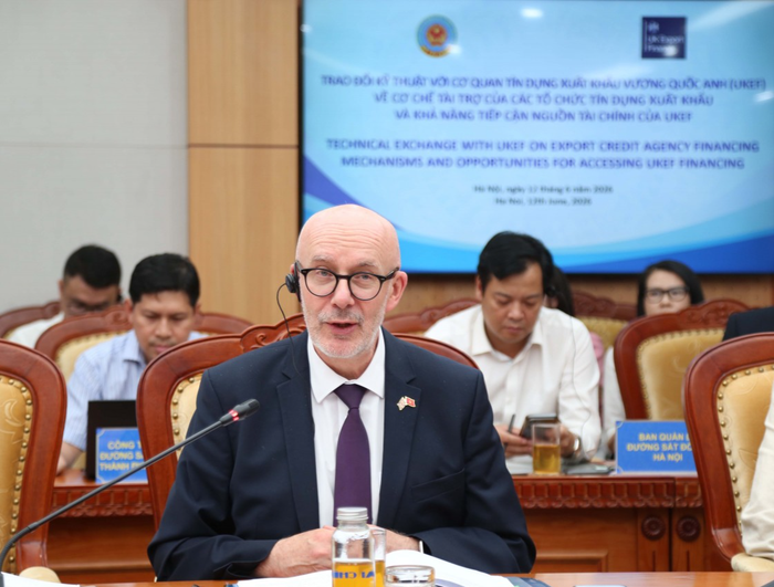 Ông Matt Western - Nghị sĩ Quốc hội, Đặc phái viên Thương mại của Chính phủ Vương quốc Anh phát biểu. Ảnh: Đức Minh