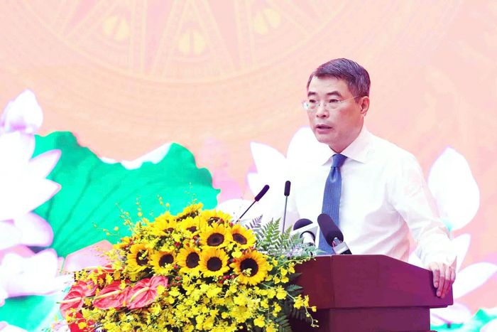Thủ tướng Lê Minh Hưng phát động phong trào thi đua tăng trưởng bền vững hai con số giai đoạn 2026 - 2030