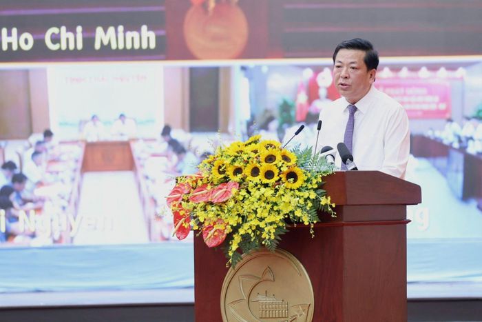 Bộ trưởng Bộ Xây dựng Trần Hồng Minh phát biểu hưởng ứng phong trào thi đua