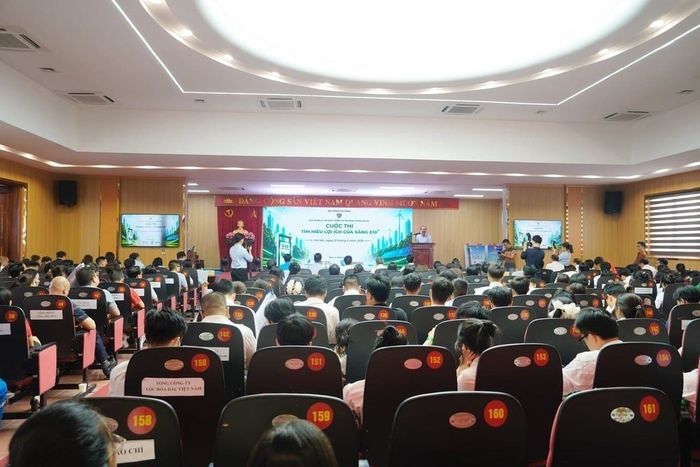 Toàn cảnh cuộc thi.