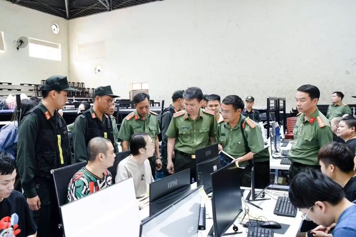 Công an tỉnh Phú Thọ đấu tranh với một tổ chức tội phạm.