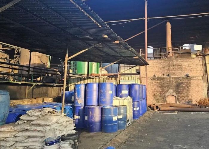 Cảnh sát chữa cháy bảo vệ thành công nhiều khu vực trong nhà máy.