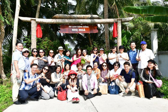 "Điều đáng quý nhất của Nhị Long là cộng đồng dân cư vẫn giữ được vai trò trung tâm trong hoạt động du lịch", TS. Tạ Duy Linh nói.