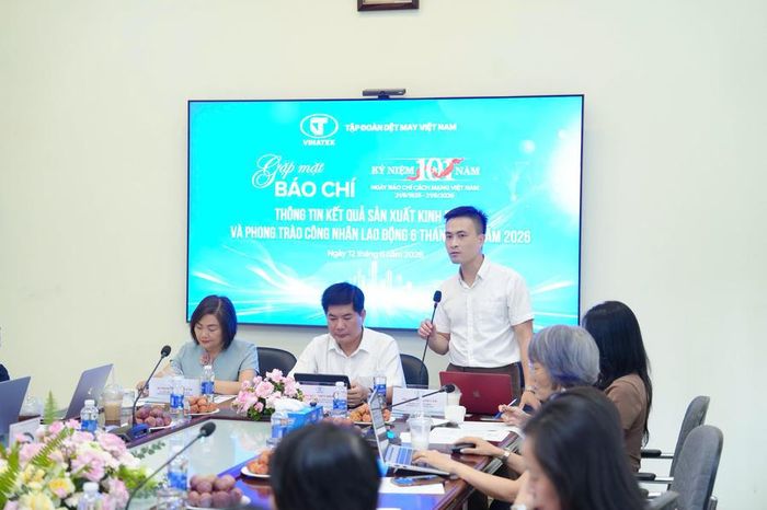 Ông Hoàng Mạnh Cầm, Chánh Văn phòng Vinatex, nhận định từ tháng 7 trở đi, nguy cơ thiếu đơn hàng có thể xuất hiện. (Ảnh: PV)