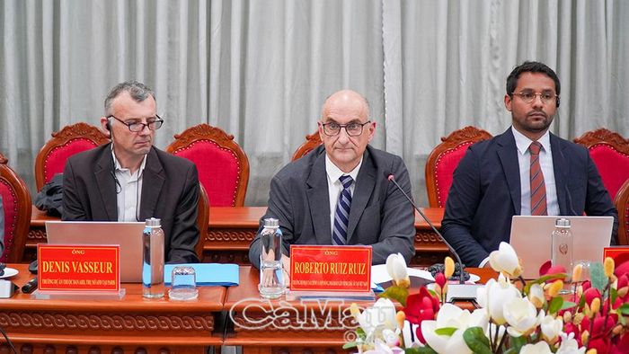 Ông Roberto Ruiz Ruiz, Trưởng bộ phận Tài chính và Hợp đồng của Phái đoàn Liên minh Châu Âu tại Việt Nam, khẳng định, EU sẽ tiếp tục đồng hành và mở rộng các dự án chiến lược tại Cà Mau.