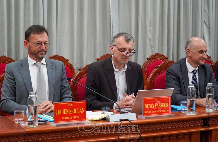  Ông Julien Seillan, Giám đốc AFD tại Việt Nam, 