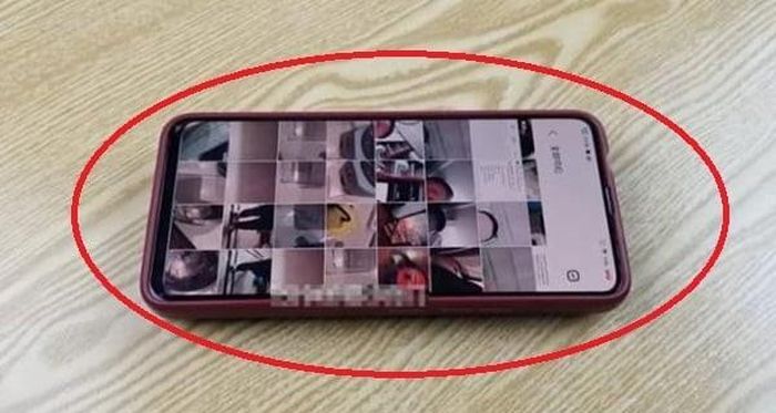Người dân tuyệt đối không nên lưu trữ trên thiết bị di động ảnh chụp hai mặt Căn cước công dân, Hộ chiếu cá nhân hay ảnh chụp hai mặt thẻ ngân hàng, thẻ tín dụng. Ảnh minh họa.