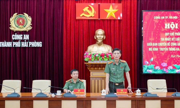 Đại tá Phạm Viết Dũng, Phó Bí thư Đảng ủy, Phó Giám đốc CATP Hải Phòng phát biểu