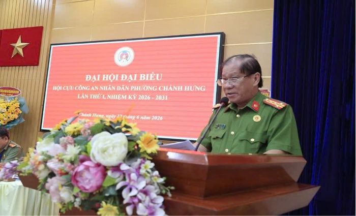 Đại tá Lê Tấn Bửu, Ủy viên Ban Chấp hành, Trưởng ban kinh tế tài chính Hội Cựu CAND TPHCM phát biểu chỉ đạo tại hội nghị