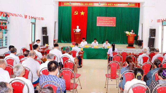 Tổ đại biểu HĐND xã Đại Xuyên số 06 tổ chức hội nghị tiếp xúc cử tri trước kỳ họp thứ Ba HĐND xã khóa XXIII, nhiệm kỳ 2026 - 2031 tại Nhà văn hóa thôn Bái Xuyên. Ảnh: PV