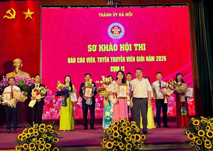 Thí sinh Phạm Thị Ngọc Hân, Phó Trưởng ban Xây dựng Đảng xã Suối Hai xuất sắc giành giải Nhất. Ảnh: Phương Ngân